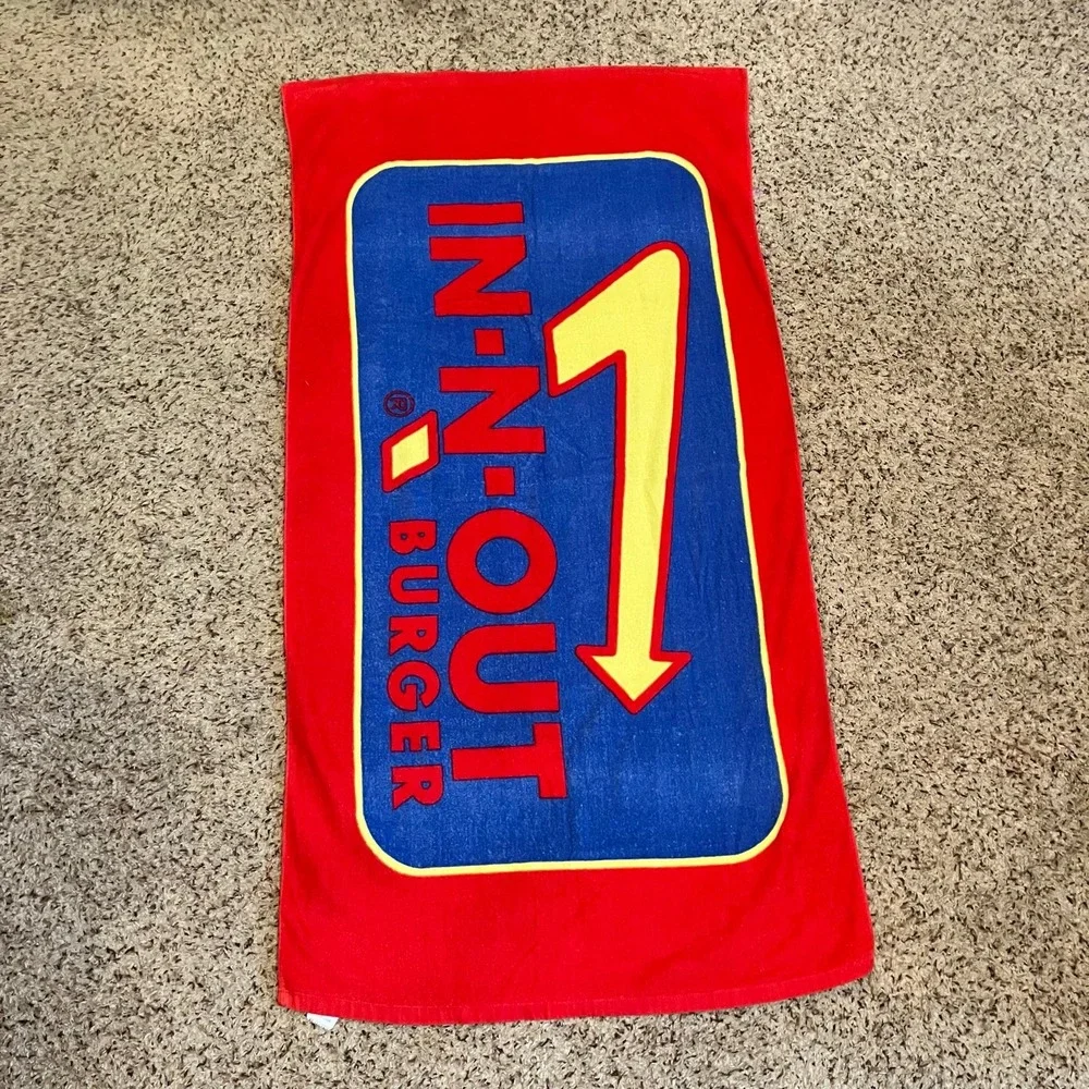 IN-N-OUT BURGER 100% Cotton Beach Bath Towel Red & Blue 57 x 29